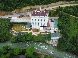 Jolnar Garden Hotel