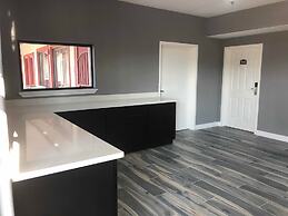 Atlantis Inn and Suites