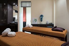 Bangkok Natural Spa Resort and Suite