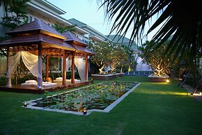 Bangkok Natural Spa Resort and Suite
