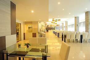 Bangkok Natural Spa Resort and Suite