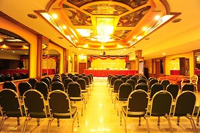 Bangkok Natural Spa Resort and Suite