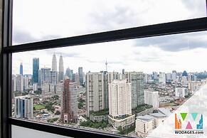 Expressionz KLCC by Wodages