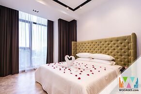 Expressionz KLCC by Wodages