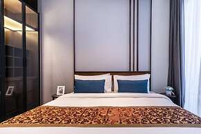 Expressionz KLCC by Wodages