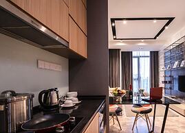 Expressionz KLCC by Wodages