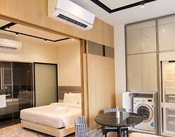 Expressionz KLCC by Wodages