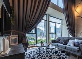 Expressionz KLCC by Wodages