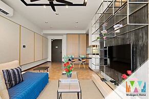 Expressionz KLCC by Wodages