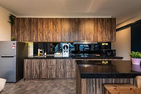 Expressionz KLCC by Wodages