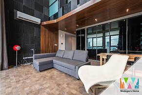 Expressionz KLCC by Wodages