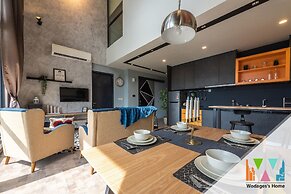 Expressionz KLCC by Wodages