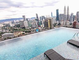 Expressionz KLCC by Wodages