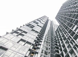 Expressionz KLCC by Wodages