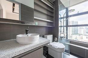 Expressionz KLCC by Wodages