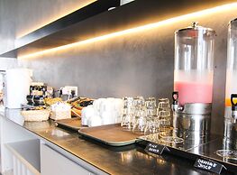 Expressionz KLCC by Wodages