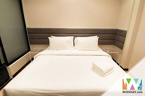 Expressionz KLCC by Wodages