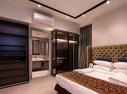 Expressionz KLCC by Wodages