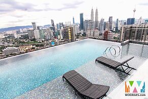 Expressionz KLCC by Wodages