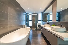 Expressionz KLCC by Wodages