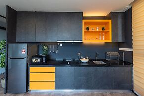 Expressionz KLCC by Wodages