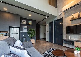 Expressionz KLCC by Wodages