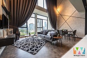 Expressionz KLCC by Wodages