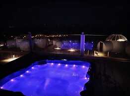 Petra Bubble Luxotel