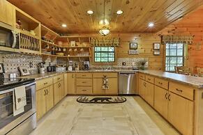 CHEROKEE SUNRISE LODGE Apartment 4 NEVAEH CABIN RENTALS