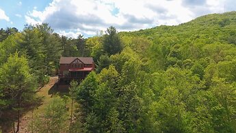 CHEROKEE SUNRISE LODGE Apartment 4 NEVAEH CABIN RENTALS