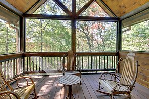 SERENITY WOODS Apartment 3 NEVAEH CABIN RENTALS