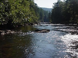 Pick's Riverside Retreat Nevaeh Cabin Rentals