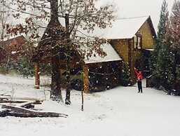 Eagles Breeze Nevaeh Cabin Rentals