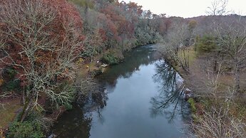 CAMP RISING FISH-NEVAEH CABIN RENTALS
