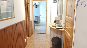 Tallitalo - Garage House