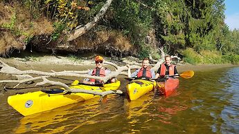 Tallitalo - Garage House