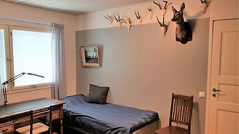 Tallitalo - Garage House