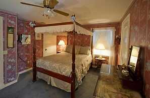 Anne's White Columns Inn