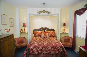 Anne's White Columns Inn