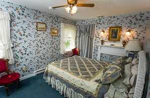 Anne's White Columns Inn