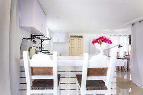 Mi Cuna Stays Collection