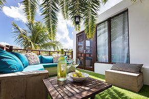 Mi Cuna Stays Collection