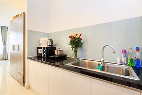 Le Hieu Apartment at Sky Center
