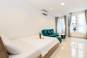 Le Hieu Apartment at Sky Center