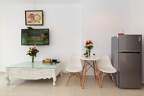 Le Hieu Apartment at Sky Center
