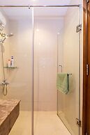 Le Hieu Apartment at Sky Center