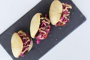 The Rose Chicago, Tapestry Collection by Hilton