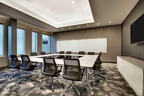 The Rose Chicago, Tapestry Collection by Hilton