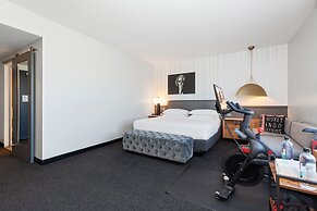 The Rose Chicago, Tapestry Collection by Hilton