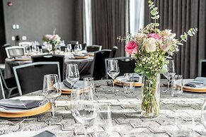 The Rose Chicago, Tapestry Collection by Hilton